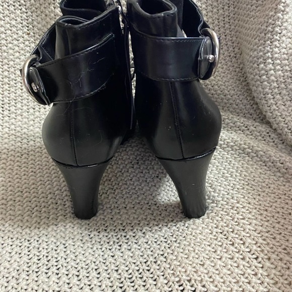 Sam Edelman Heeled‎ Booties, Size 7.5 - Picture 5 of 6